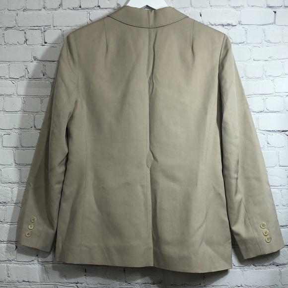 Pendleton blazer tan color - Picture 5 of 9